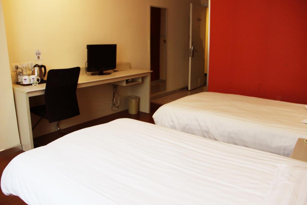 Hanting Express Minhang District Dongchuan Road Hotel