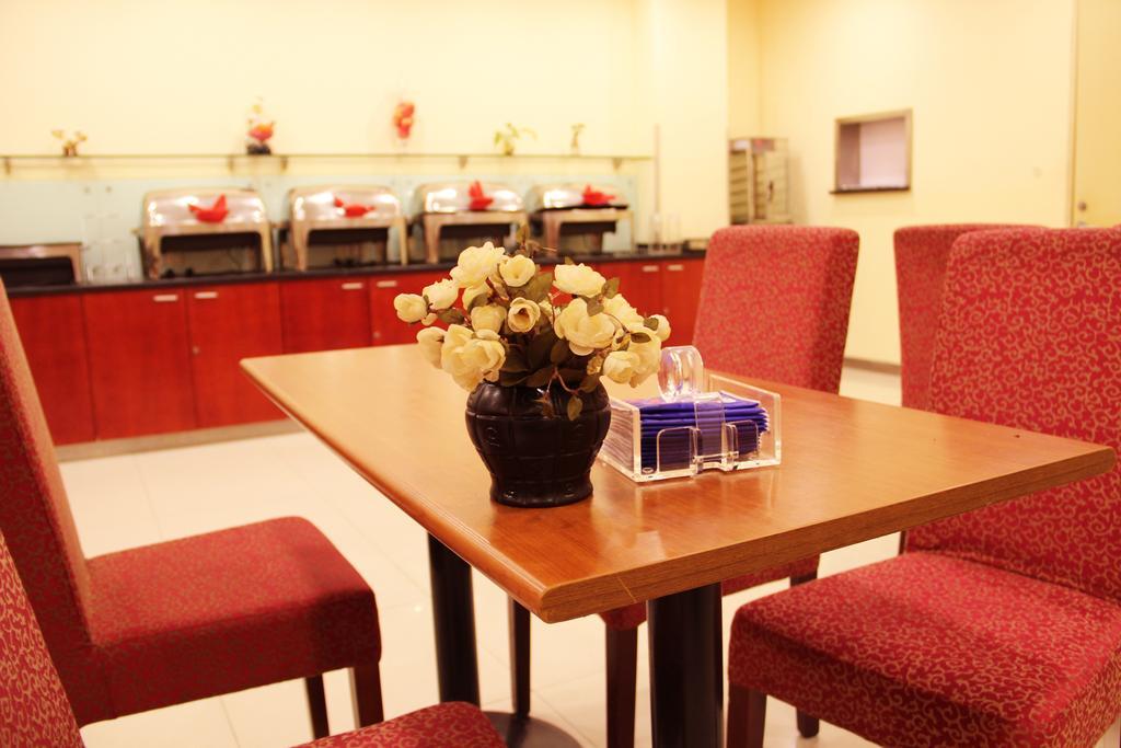 Hanting Express Minhang District Dongchuan Road Shanghai
