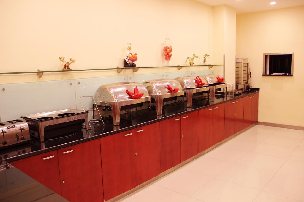 Hanting Express Minhang District Dongchuan Road